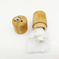 Biologisch abbaubare Zahnseide aus Bambusfasern