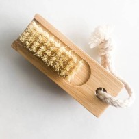 Natürliche Nagelbürste mit zwei Seiten