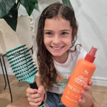 Brosse démêlante magique | Cheveux enfants | Suisse